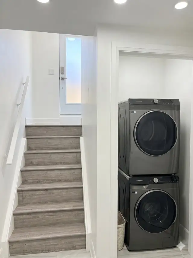 Legal Basement apartment for Rent, $1995 plus 35% utilities - Photo 5