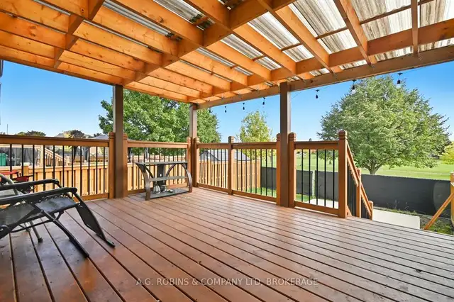 5BR House St. Catharines - $2700 Util (Private Yard Large Deck) - Photo 18