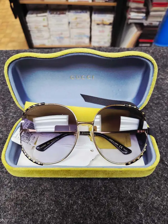 Lunettes de soleil Gucci neuve - Photo 2