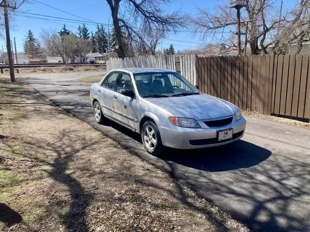 2002 Mazda Protege SE - Photo 3