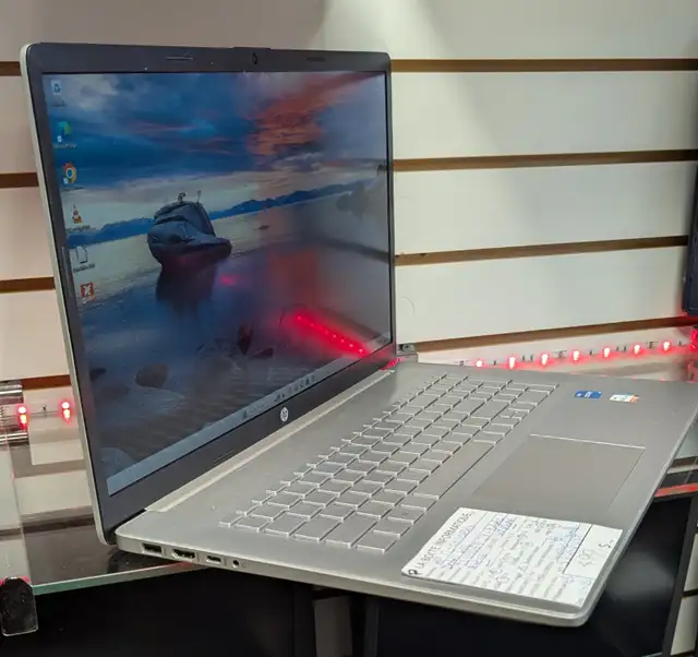 Laptop HP 17.3' Core i5 11e Gen 16Go RAM SSD 512Go NVMe - Photo 3