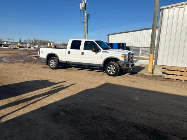 2013 Ford 250 XLT super crew cab 4x4