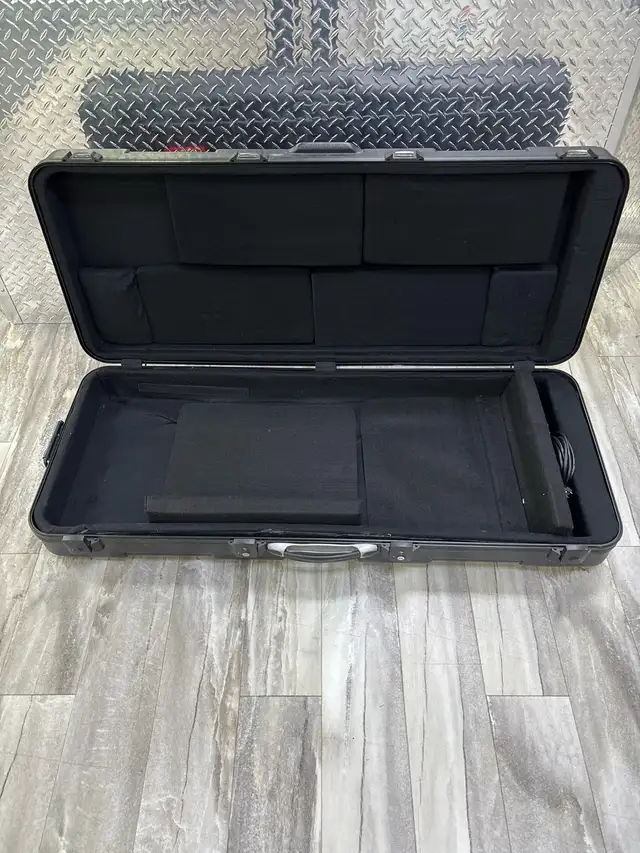 Korg PA1000 Arranger Keyboard With Case (Stand not Included) - Photo 6