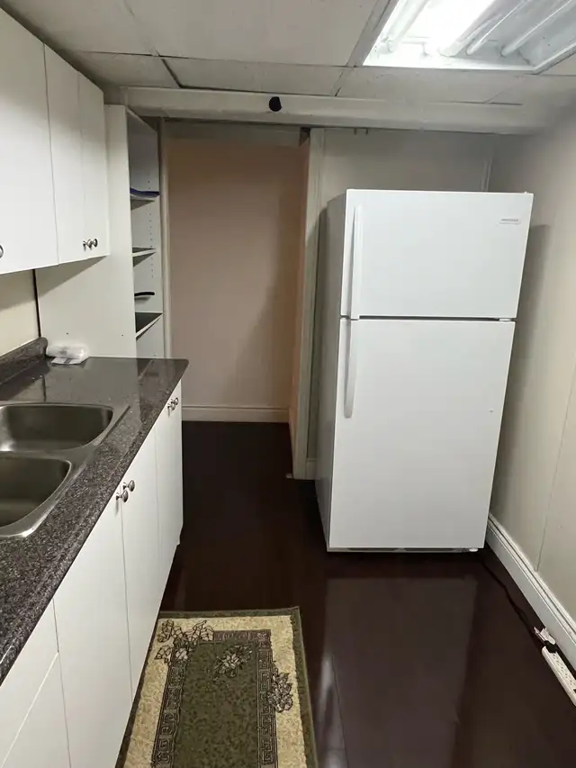 Basement Apartment: -Private rooms for rent (Females only) - Photo 3