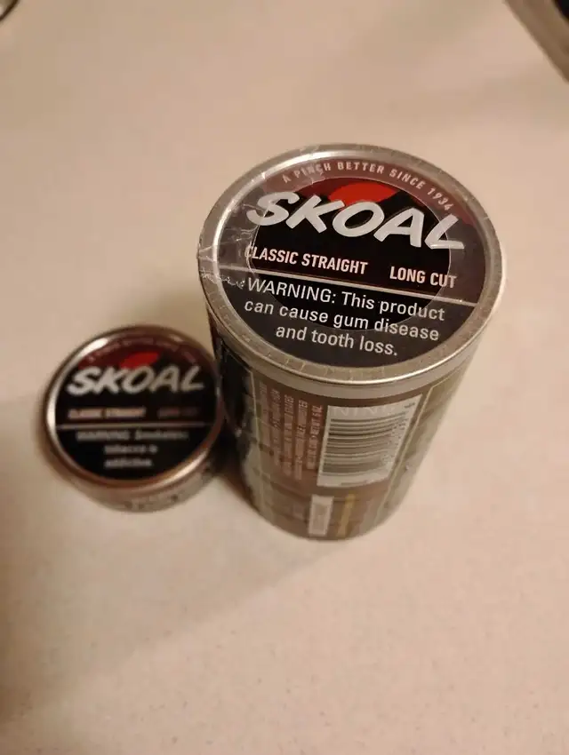6 cans Skoal long cut