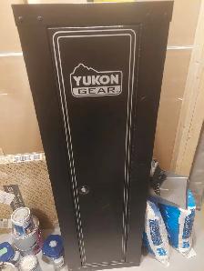 Yukon Gear 12 Gun Safe