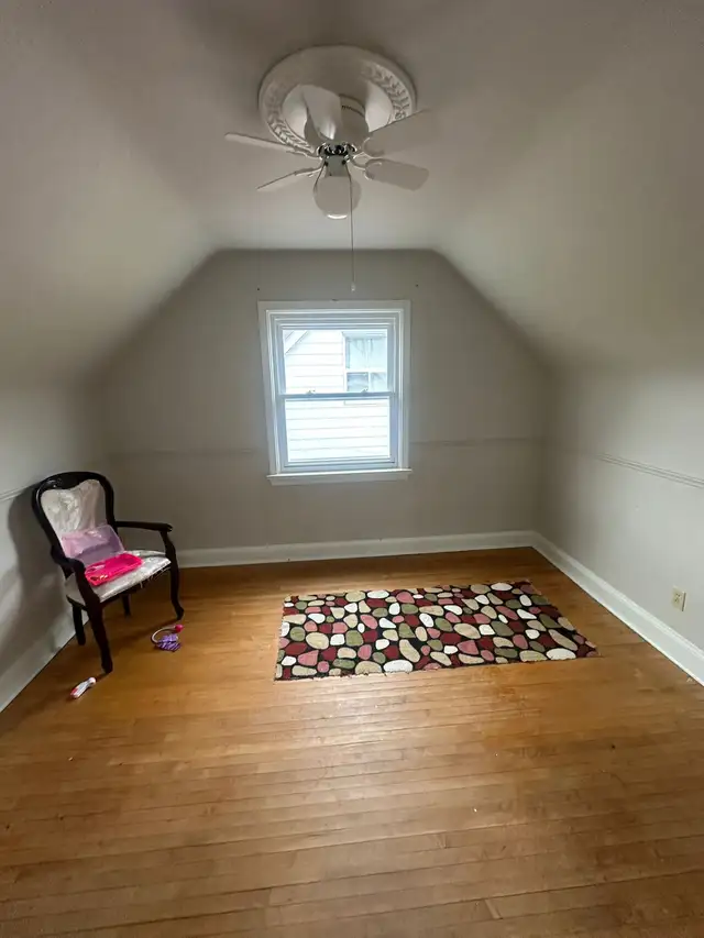 2 Bedroom Apartment - All Utilities Included - Photo 8