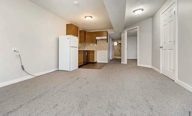 Room for rent - Photo 6