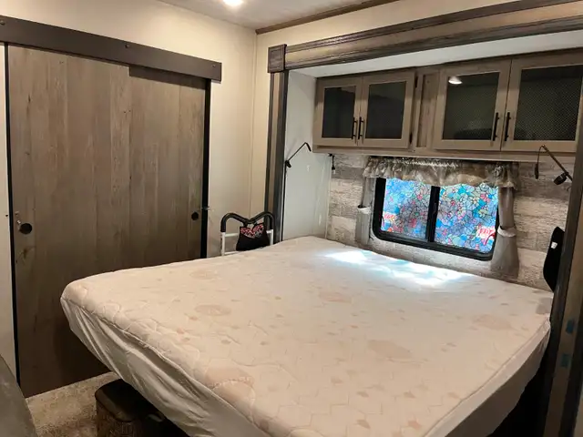 LOT & TRAILER FOR SALE: Mountain Shadows Resort, Radium BC. - Photo 10