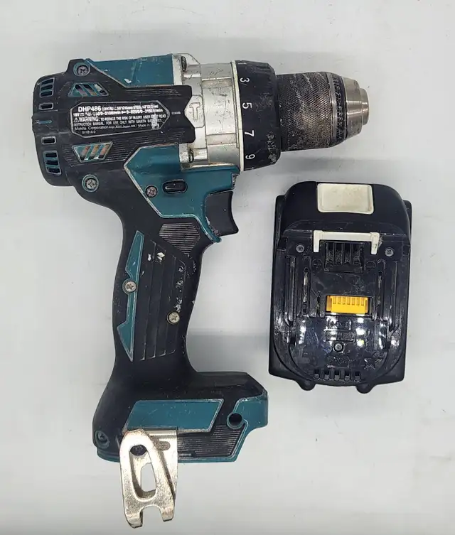 MAKITA 18V Lithium-Ion Brushless Cordless hammer drill w/battery - Photo 2