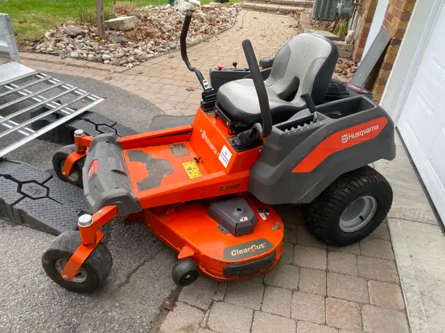 Husqvarna Zero-turn Mower Z248F - Photo 3