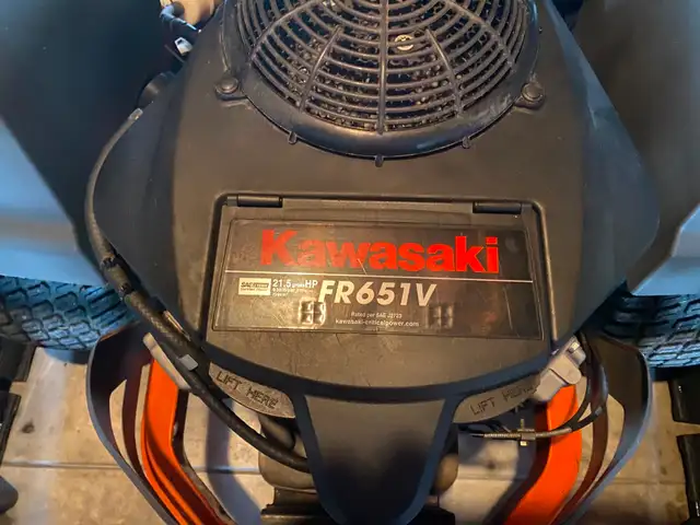 Husqvarna Zero-turn Mower Z248F - Photo 5