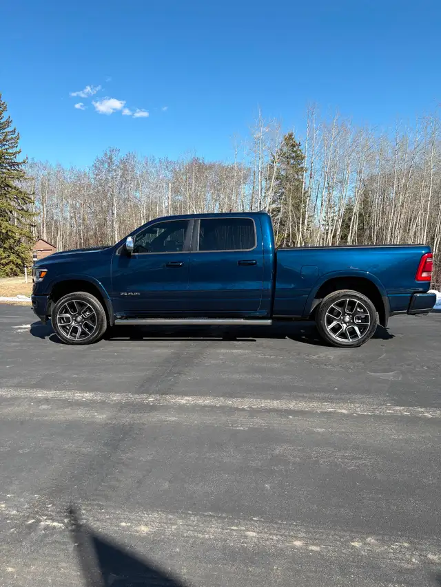 Ram 1500 Laramie Sport Crew Cab 4X4