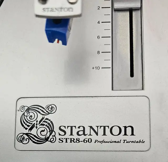 Stanton STR-60 Turntable - Photo 2
