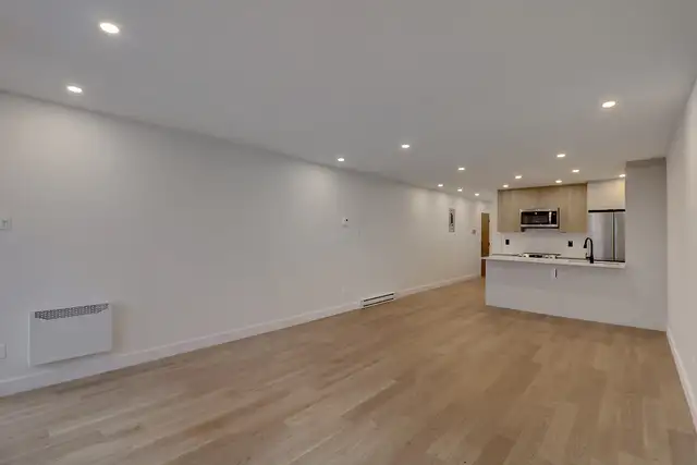 4 1/2 luxueux 2 CAC neuf dans Ahuntsic près du métro Sauvé. - Photo 5