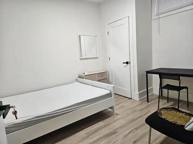 1 Room for rent May 1 near McCowan and Kingston Rd - Photo 3