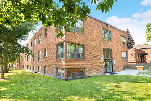 Studio Apartment for Rent - 26 Albert Avenue - Photo 12