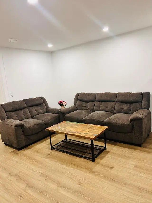 2 BEDROOM BASEMENT FOR RENT!