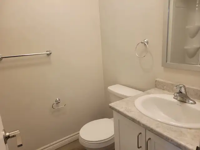 NEW 2 BEDROOM APARTMENTS - Photo 7