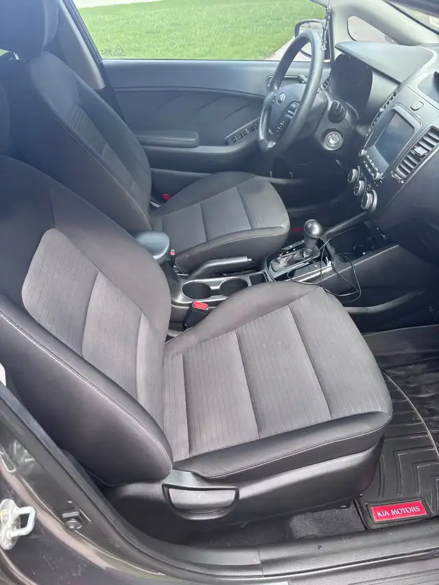 2018 Kia Forte - Photo 4