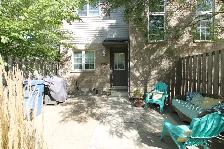 1407 Gordon St - 3 Bedroom House for Rent - Photo 3
