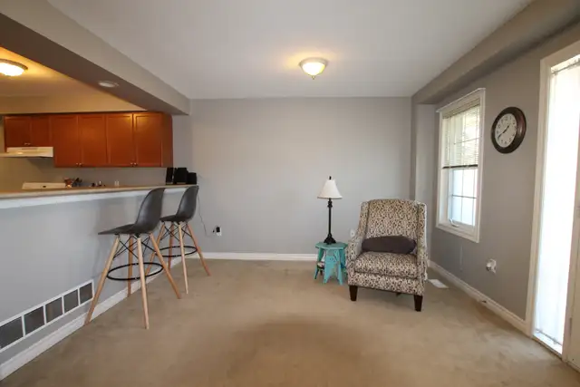 1407 Gordon St - 3 Bedroom House for Rent - Photo 8