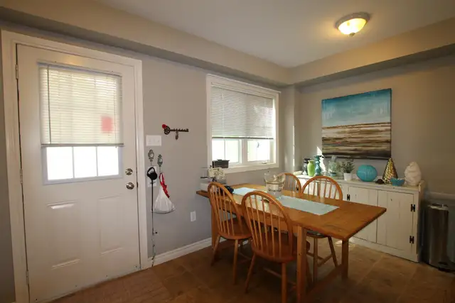1407 Gordon St - 3 Bedroom House for Rent - Photo 11