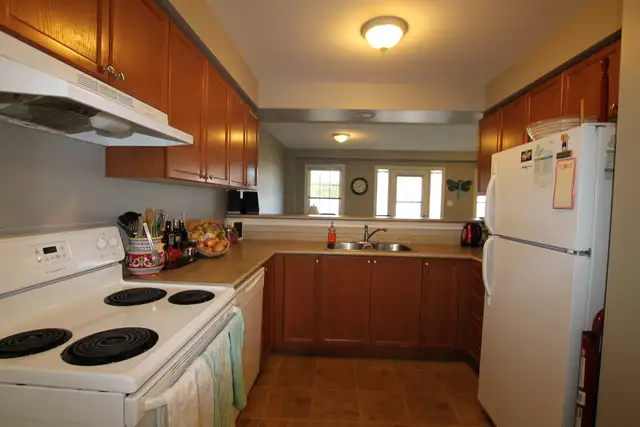 1407 Gordon St - 3 Bedroom House for Rent - Photo 13