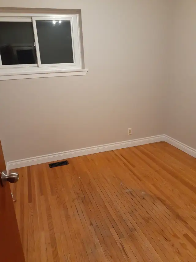 2 Rooms Available For Rent Near Seneca College (Newnham Campus) - Photo 3