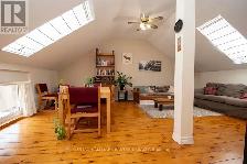 One Bedroom Loft Apartment in a Historic Setting - Photo 2