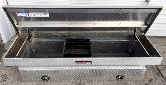 WEATHER GUARD ALUMINUM TRUCK TOOL BOX / CARGO STORAGE - Photo 3