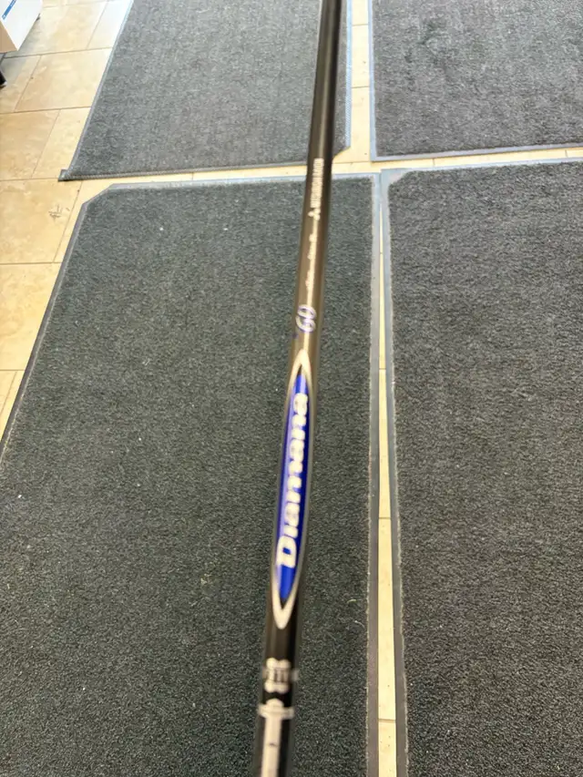 Titleist 917 D2 driver RH - Photo 3