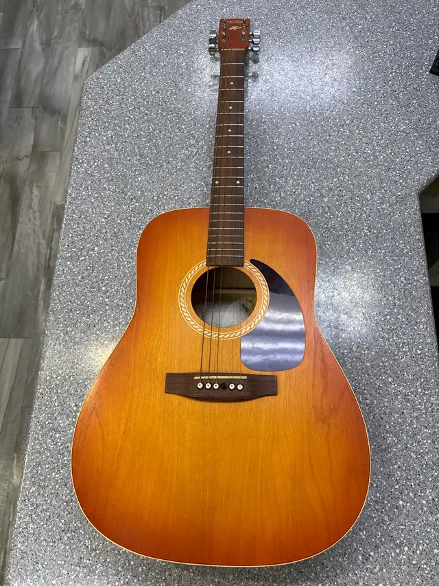 Art Lutherie Wild Cherry Acoustic