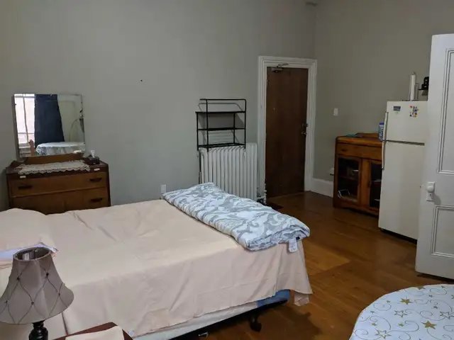 Room in Stinson Area - Photo 2