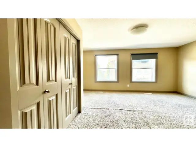 Brownstone Style Townhouse Callaghan Available For Rent June 1st - Photo 7