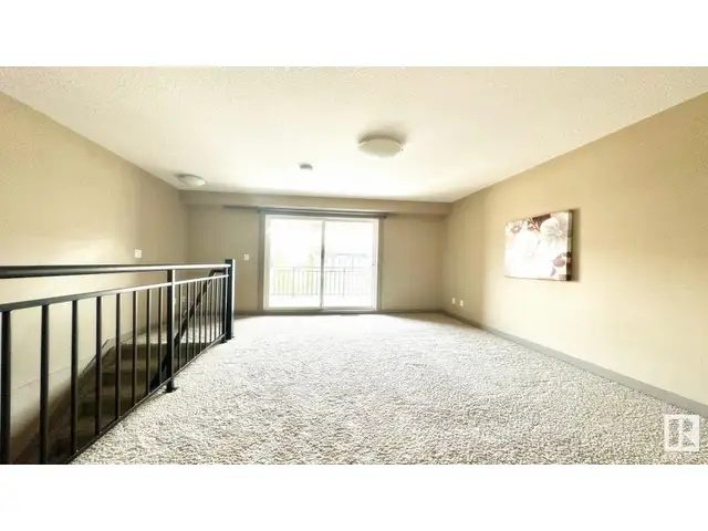 Brownstone Style Townhouse Callaghan Available For Rent June 1st - Photo 9