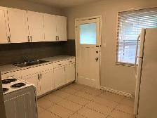Marda Loop  2 Bedrooms Apartment upper floor $1575 - Photo 7