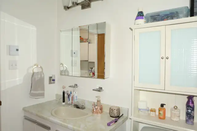 Appartement 5 1/2 à louer – Haut de triplex - Vimont (Laval) - Photo 6