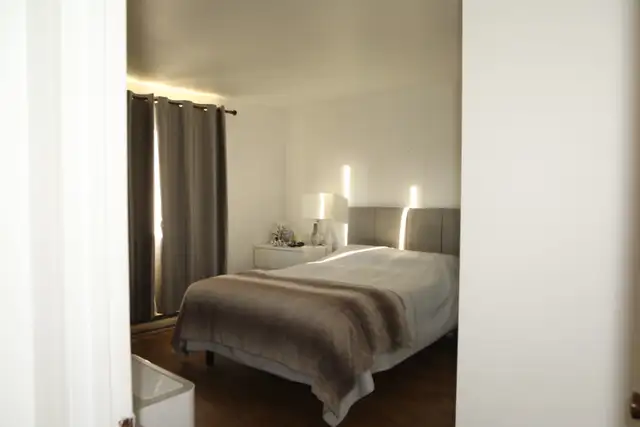 Appartement 5 1/2 à louer – Haut de triplex - Vimont (Laval) - Photo 11
