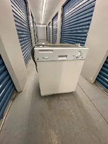 GE STAINLESS DISHWASHER - Photo 2