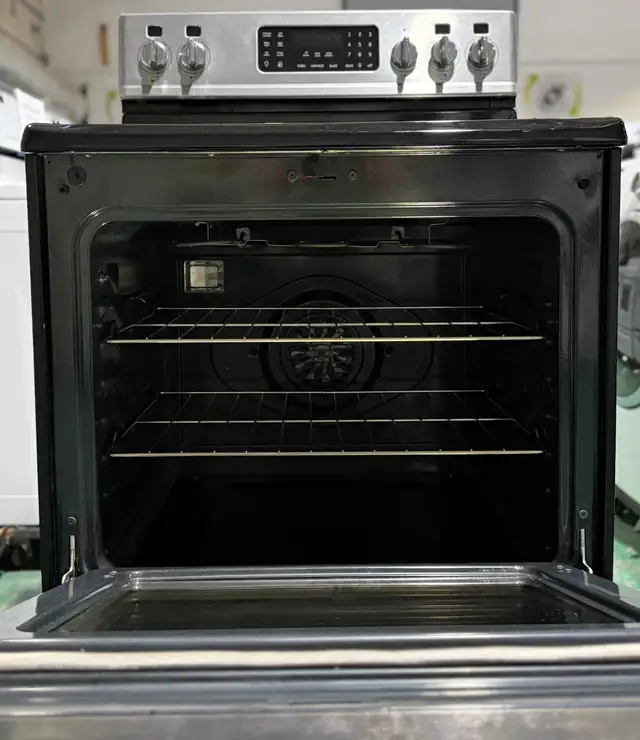 Frigidaire Stove S4196 - Photo 3