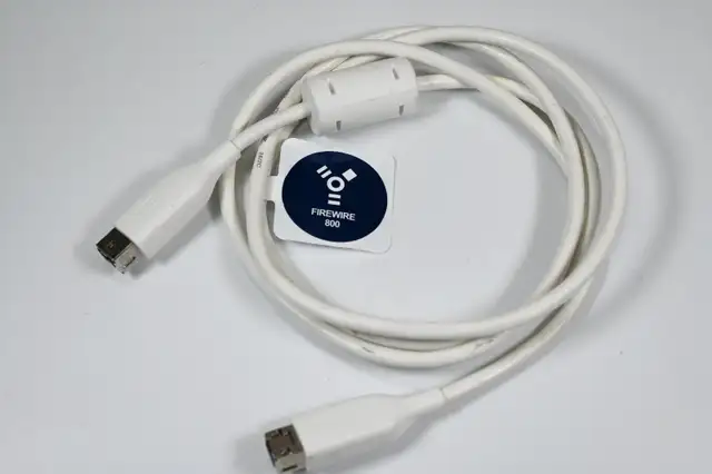 WD Genuine OEM Bilingual Firewire 800 Cable 4ft 4064-705065-033 - Photo 4