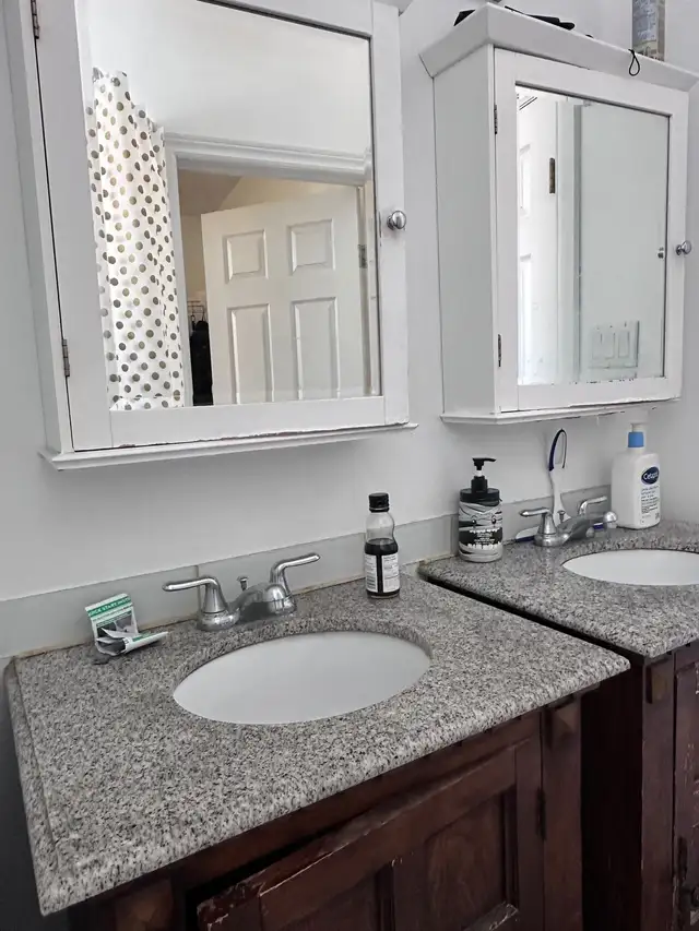 immediate sharing accommodation downtown Toronto - Photo 6