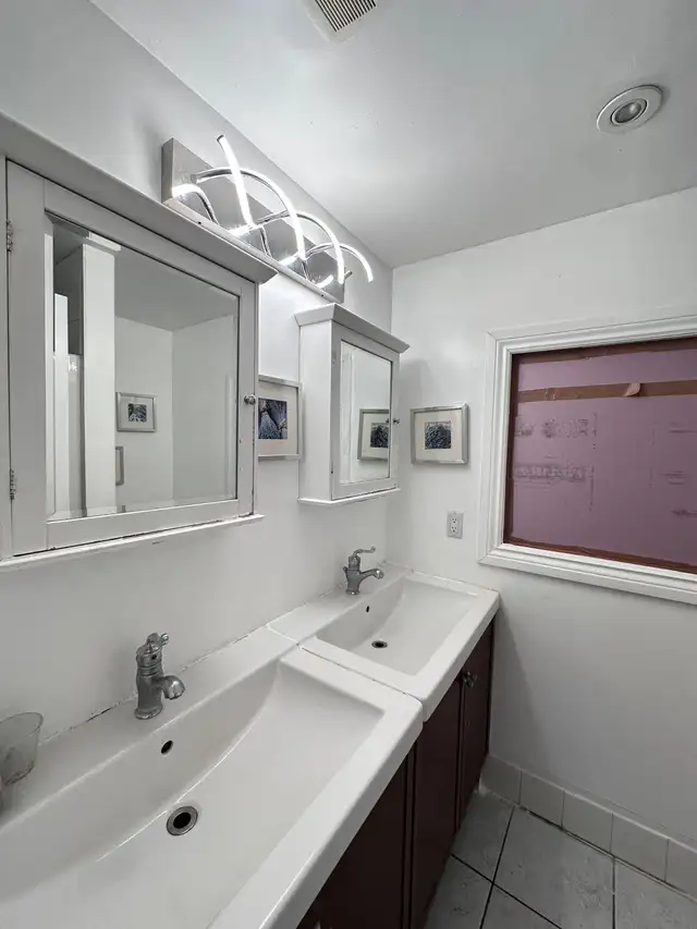 immediate sharing accommodation downtown Toronto - Photo 10