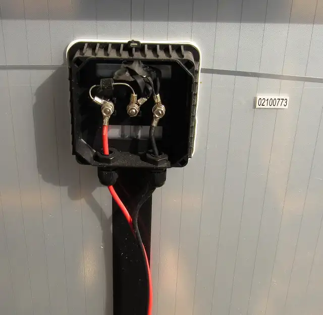 Solar Panel Kit - Photo 2