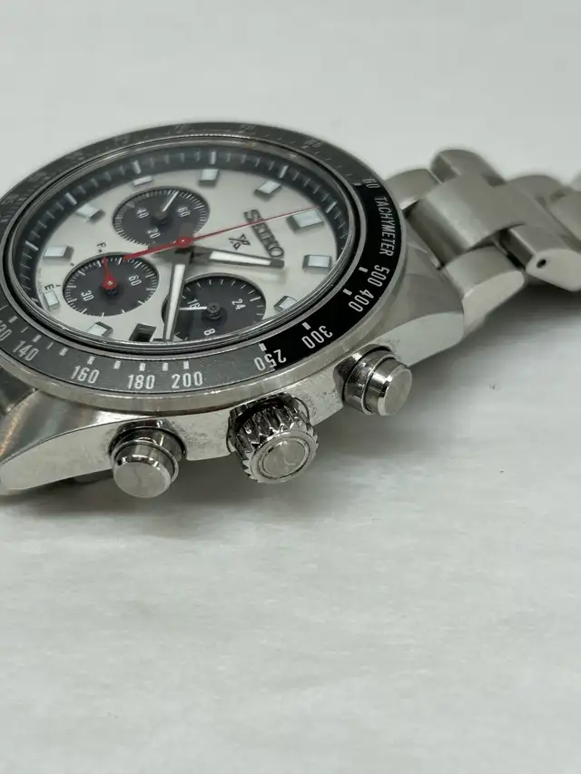 Seiko V192 Solar Quartz Watch - Photo 4