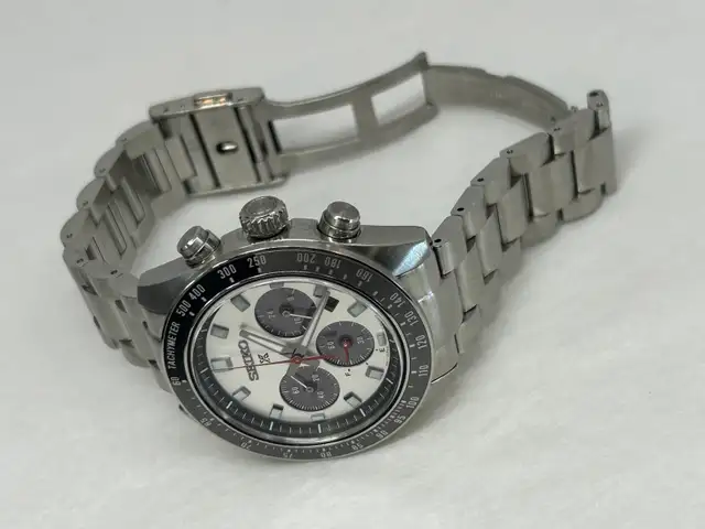 Seiko V192 Solar Quartz Watch - Photo 8