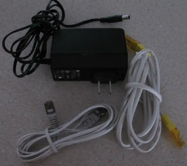 Technicolor Model TG582N Modem Router - Photo 4