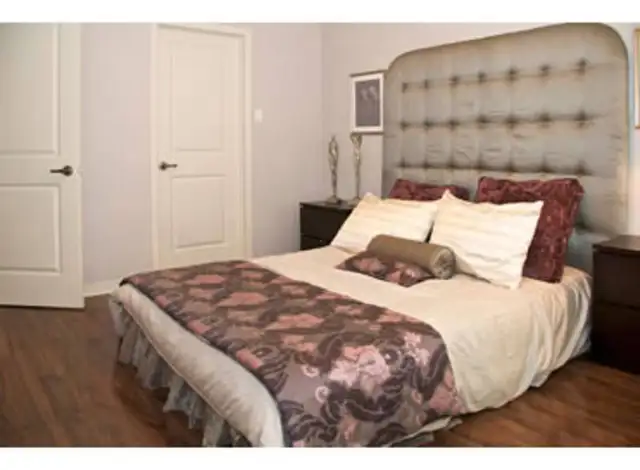 Modern condo ville saint-laurent BOIS FRANC 4 ½ rent / à louer - Photo 3