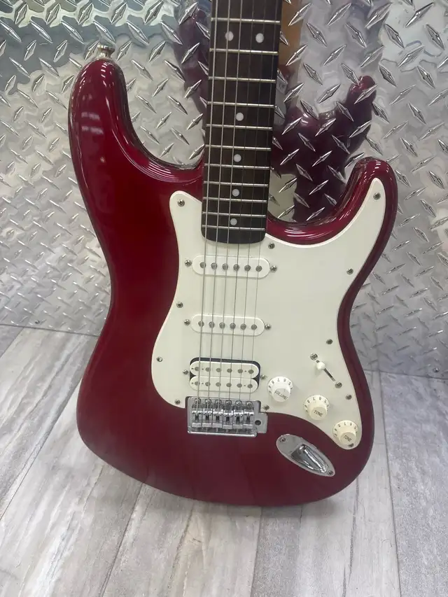 Fender Squier Affinity Strat Electric Guitar - Photo 2